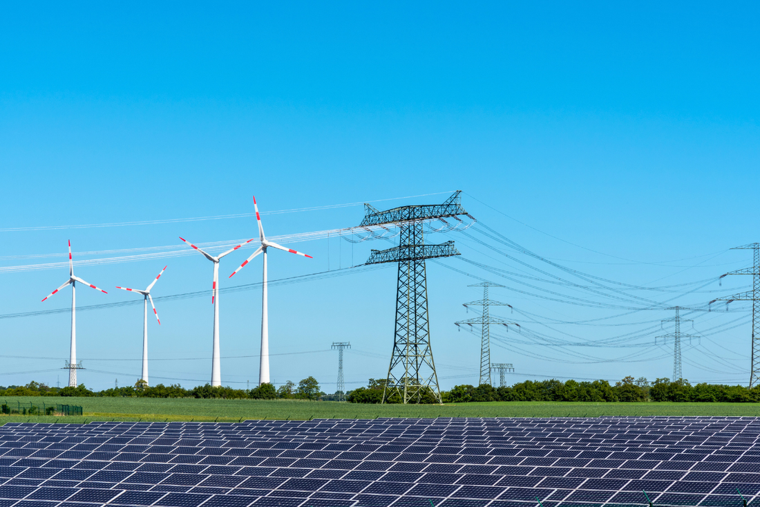 How Diesel, Solar, and Battery Storage Work Together in Hybrid Power Systems